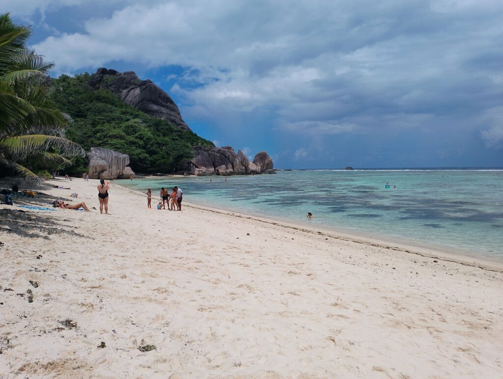 Perché fare trekking alle Seychelles: paesaggi da cartolina all'isola di La Digue